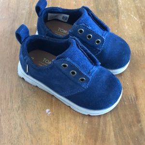 TOMS Toddler 6 Navy blue shoe